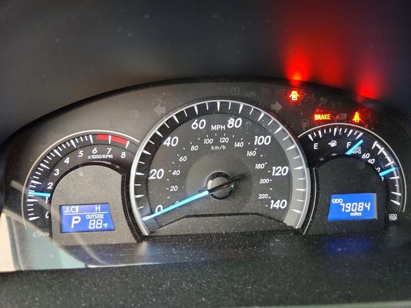 2015 TOYOTA CAMRY