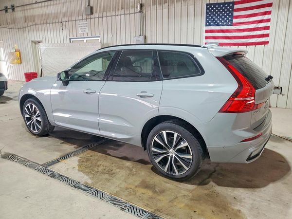 2025 VOLVO XC60 Plus Dark