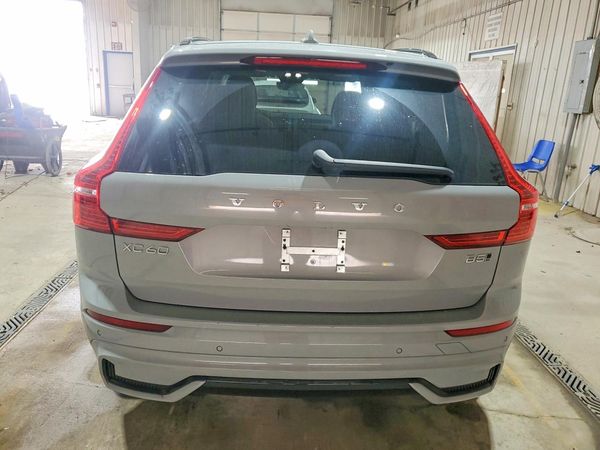 2025 VOLVO XC60 Plus Dark