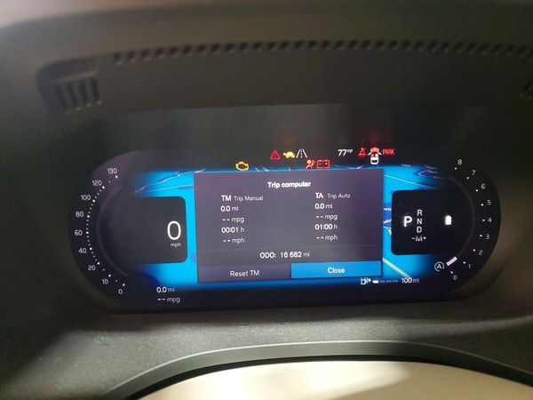 2025 VOLVO XC60 Plus Dark