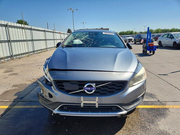 2017 VOLVO S60 CROSS COUNTRY Platinum