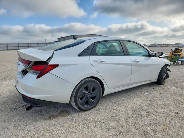 2021 HYUNDAI ELANTRA