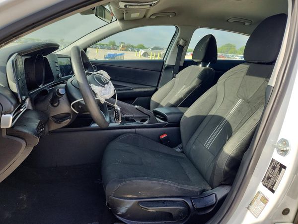 2021 HYUNDAI ELANTRA