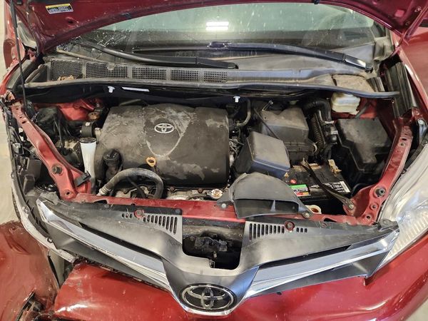 2018 TOYOTA SIENNA LE