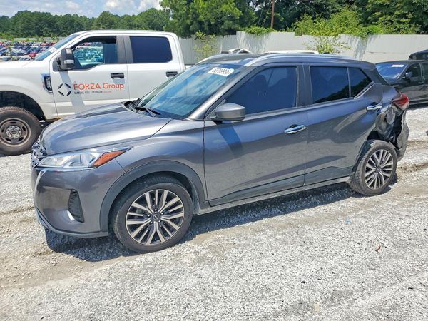 2022 NISSAN KICKS SV