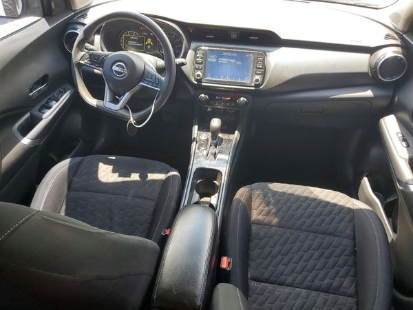 2022 NISSAN KICKS SV