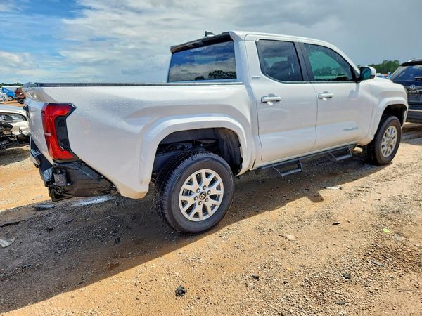 2025 TOYOTA TACOMA