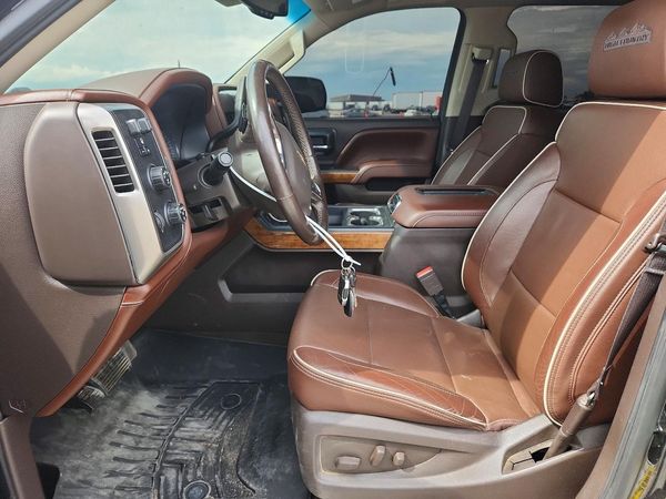 2017 CHEVROLET SILVERADO High Country