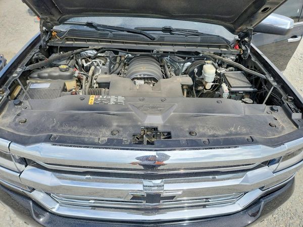 2017 CHEVROLET SILVERADO High Country