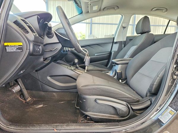 2015 KIA FORTE