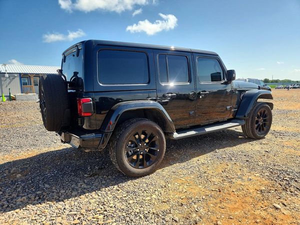 2023 JEEP WRANGLER Sahara