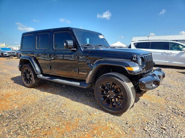 2023 JEEP WRANGLER Sahara