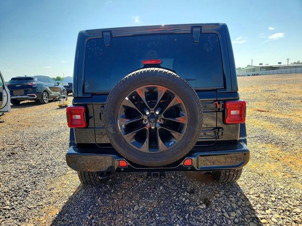 2023 JEEP WRANGLER Sahara