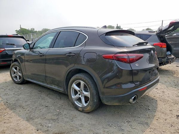 2018 ALFA ROMEO STELVIO AWD