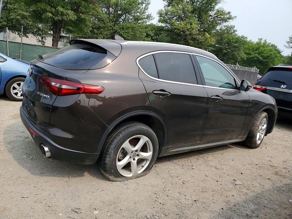 2018 ALFA ROMEO STELVIO AWD