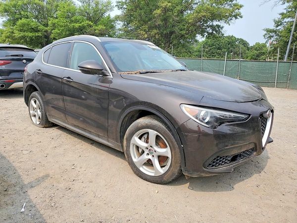 2018 ALFA ROMEO STELVIO AWD