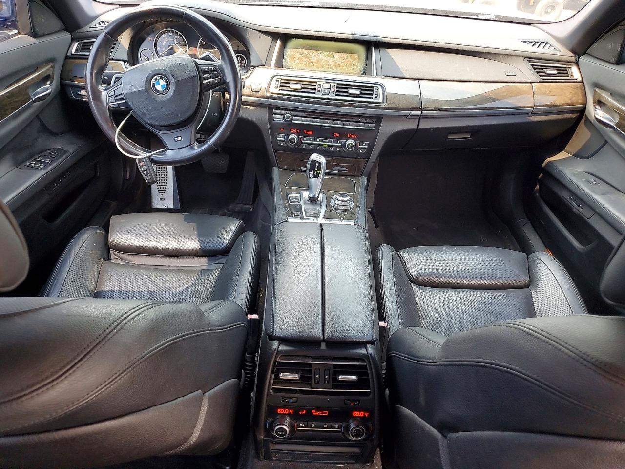 2013 BMW 740