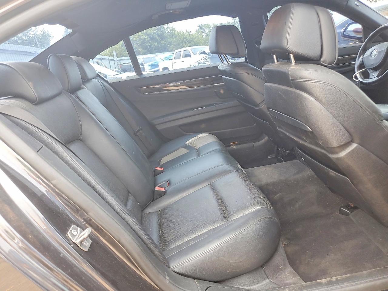 2013 BMW 740