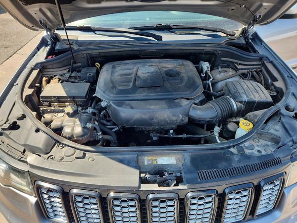 2020 JEEP GRAND CHEROKEE LAREDO 4X4