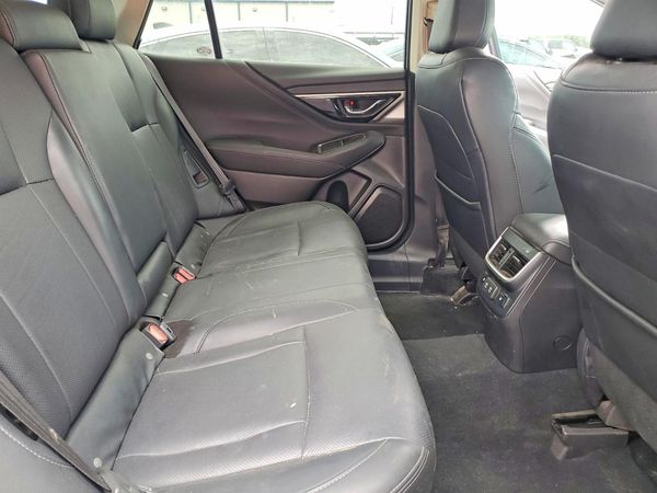 2022 SUBARU OUTBACK