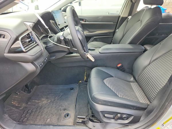2023 TOYOTA CAMRY