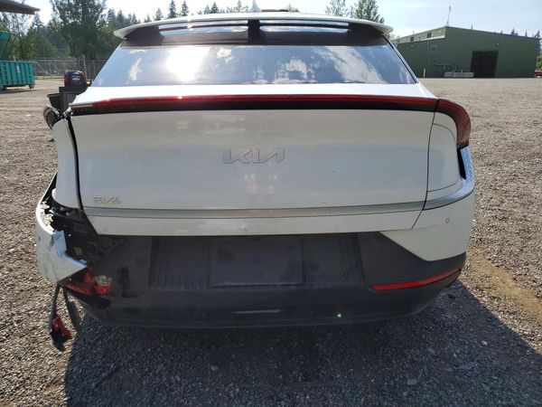 2024 KIA EV6