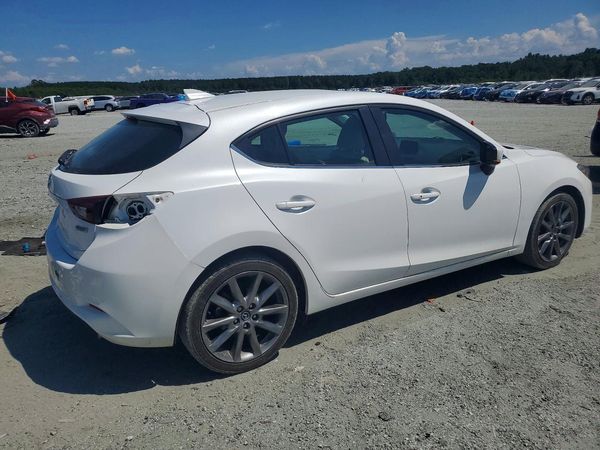 2018 MAZDA 3 Grand Touring