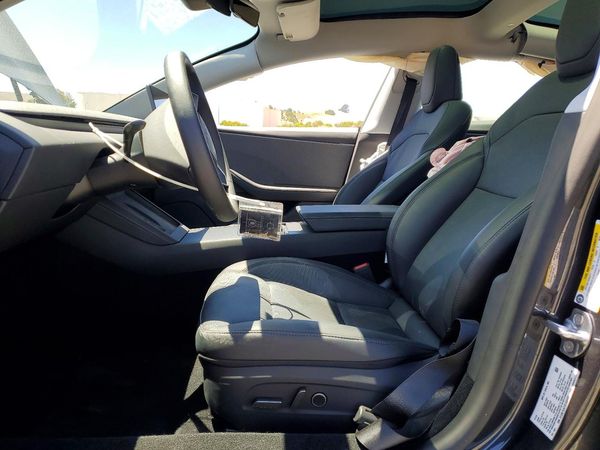 2026 TESLA MODEL 3