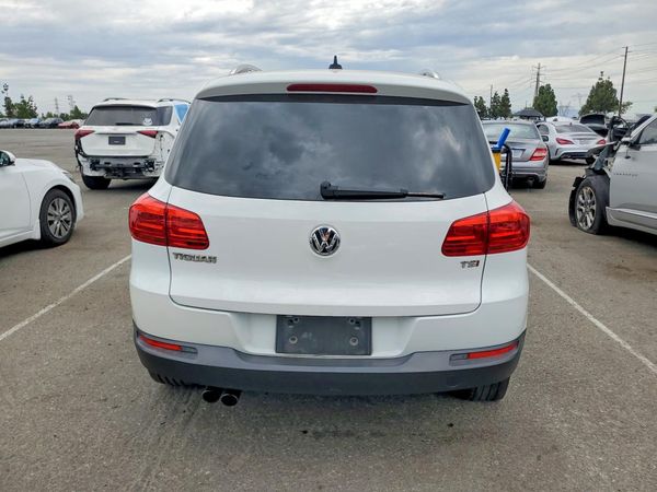 2017 VOLKSWAGEN TIGUAN Wolfsburg