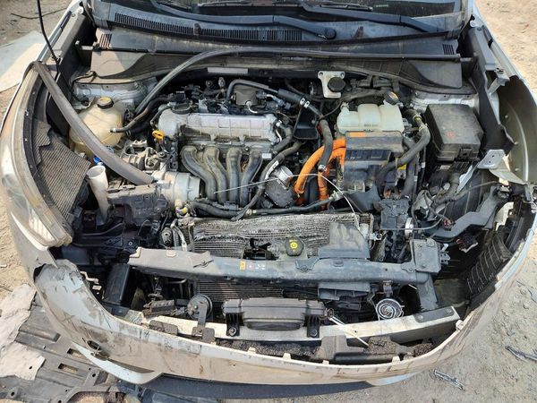 2017 KIA NIRO FE / LX / LX Tech
