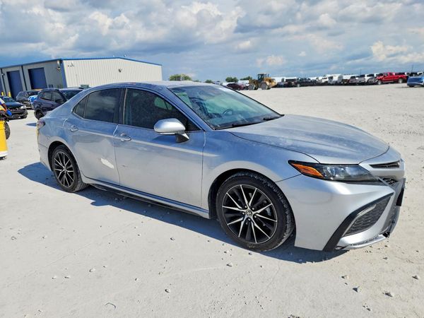 2022 TOYOTA CAMRY