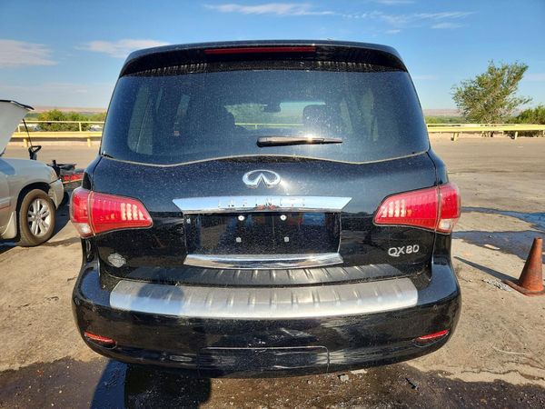 2017 INFINITI QX80