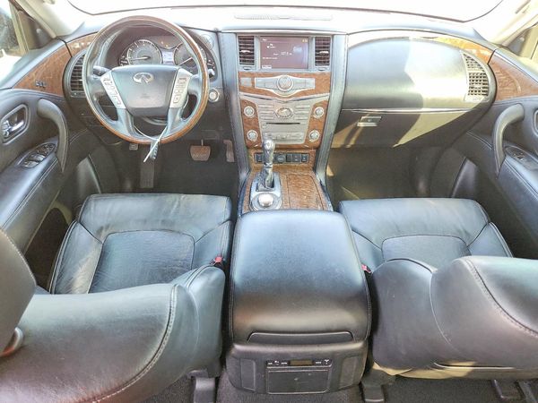 2017 INFINITI QX80