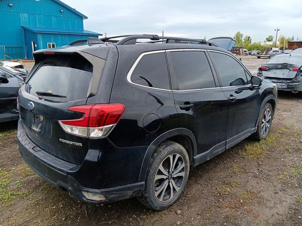2019 SUBARU FORESTER