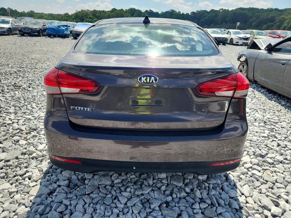2018 KIA FORTE
