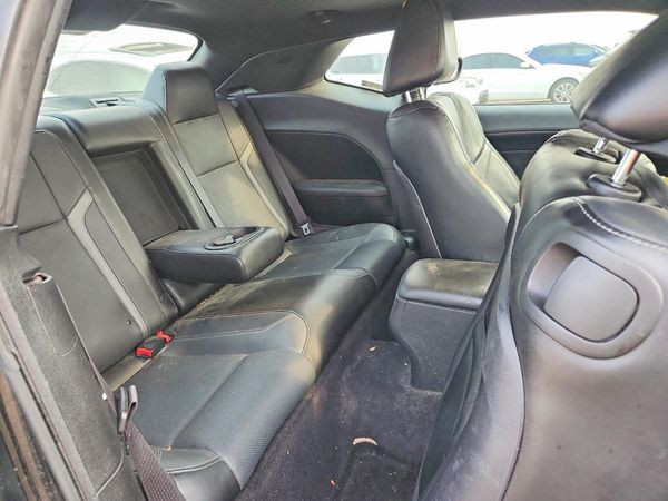 2016 DODGE CHALLENGER SXT