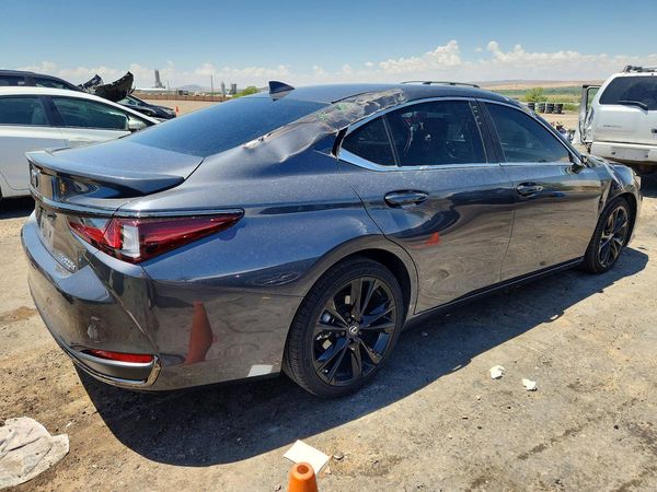 2024 LEXUS ES 300H 300h Premium