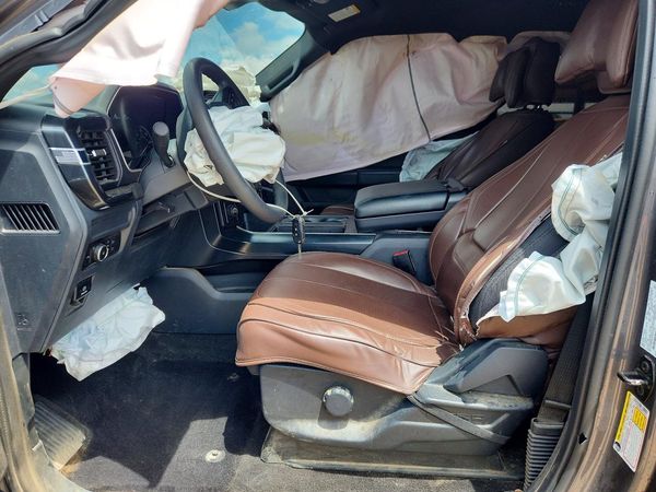 2022 FORD F150 SuperCrew — DENT