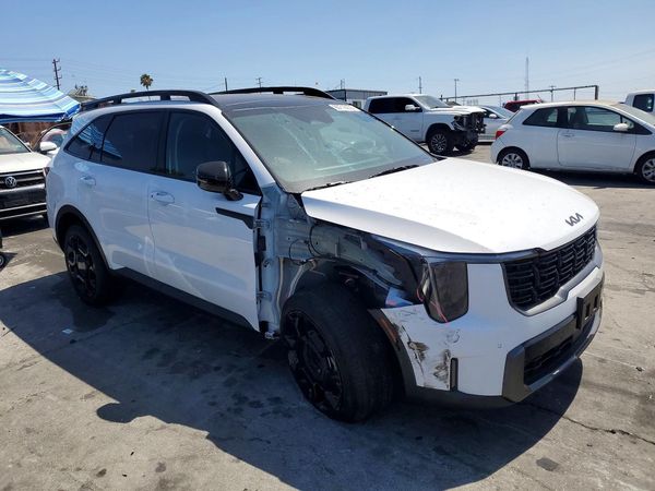 2025 KIA SORENTO