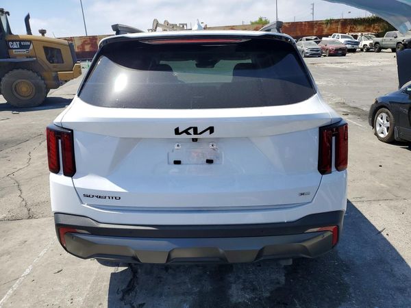 2025 KIA SORENTO