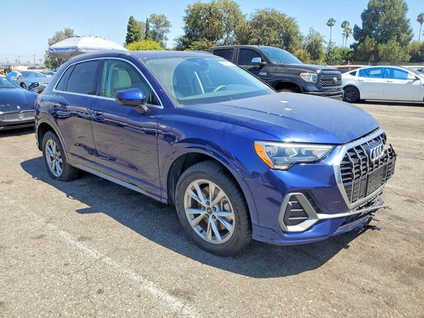 2021 AUDI Q3 S Line quattro Premium