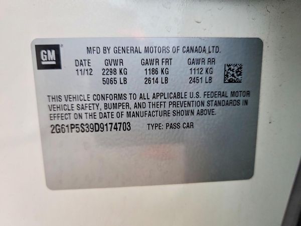 2013 CADILLAC XTS Luxury