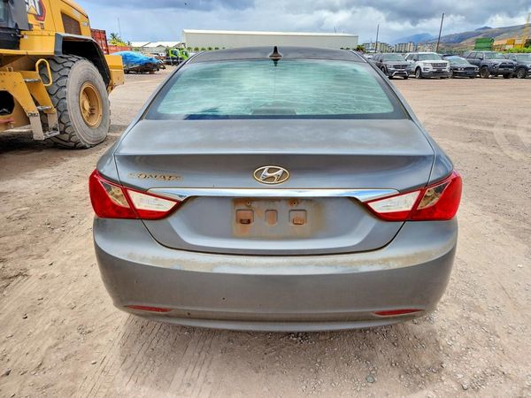 2013 HYUNDAI SONATA GLS/ GLS Popular