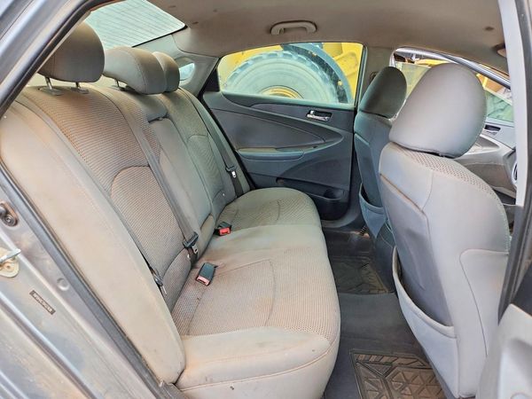 2013 HYUNDAI SONATA GLS/ GLS Popular
