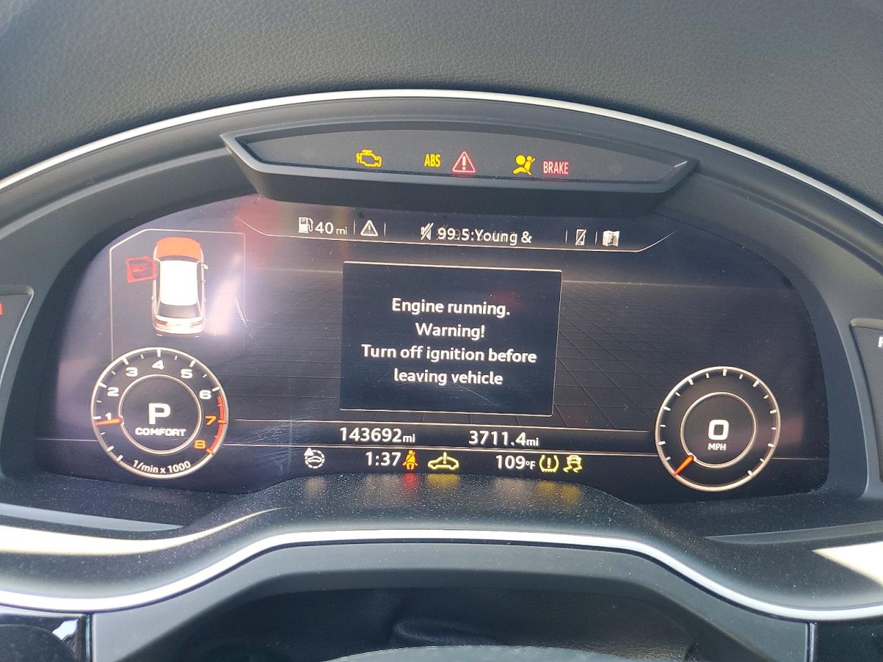 2017 AUDI Q7 quattro Premium Plus