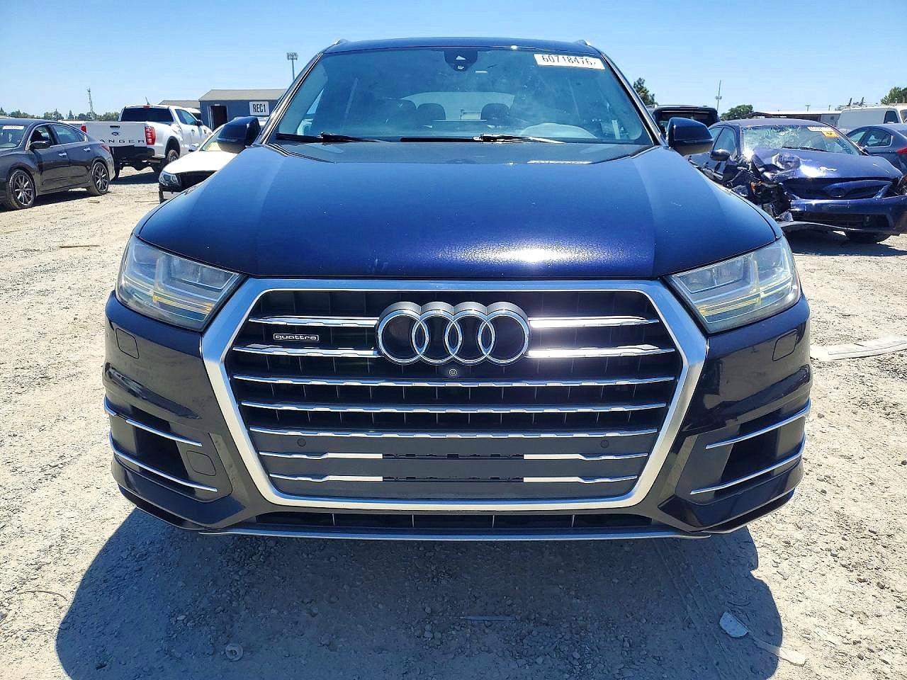 2017 AUDI Q7 quattro Premium Plus