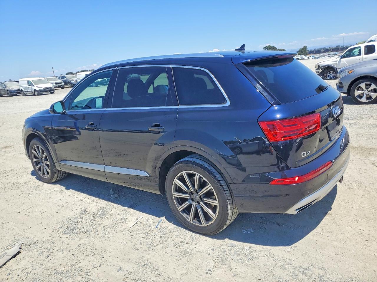 2017 AUDI Q7 quattro Premium Plus