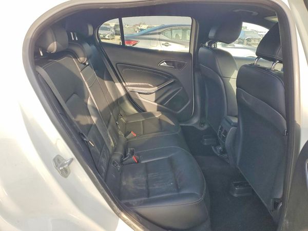 2016 MERCEDES-BENZ GLA GLA250-4M