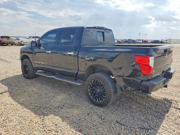 2019 NISSAN TITAN