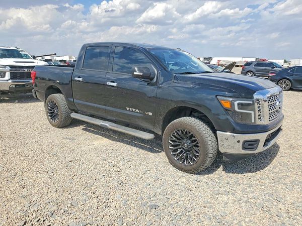 2019 NISSAN TITAN